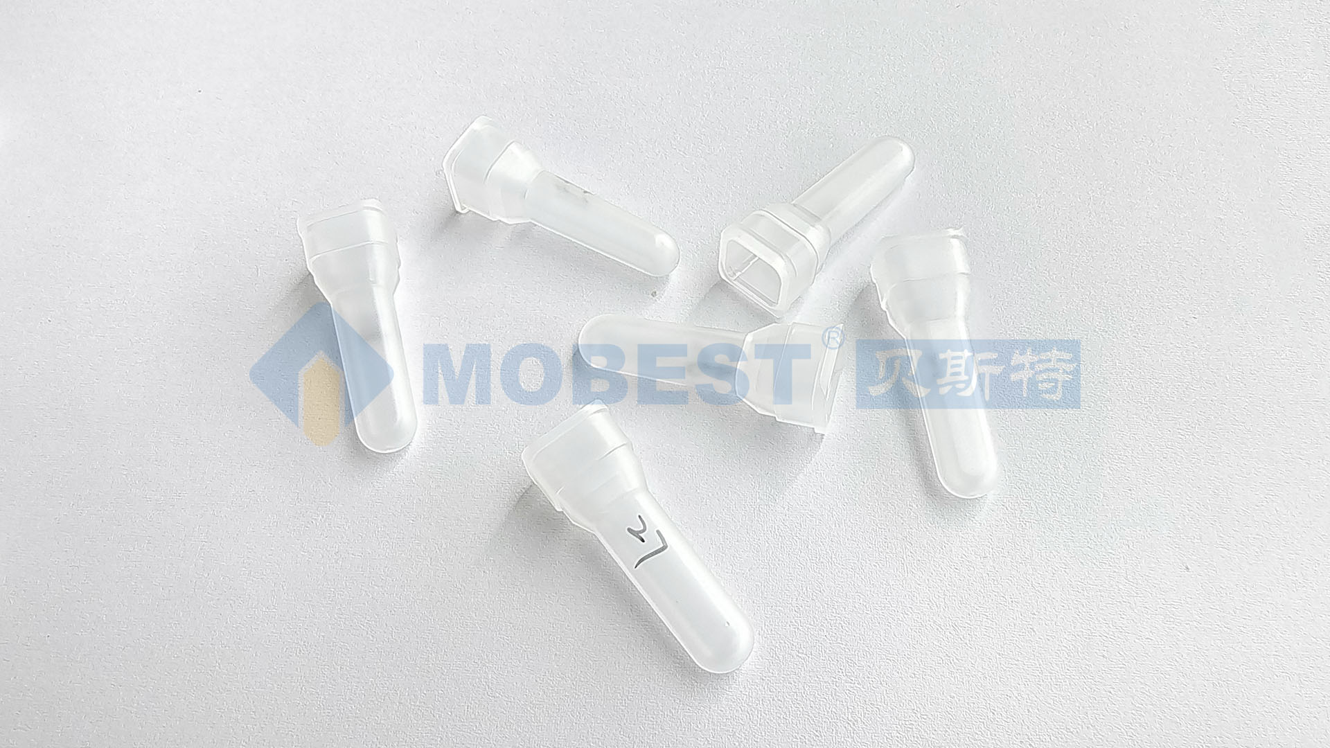 醫(yī)療-反應(yīng)杯-PP-針閥點(diǎn)進(jìn)膠熱流道系統(tǒng)-MOBEST案例分...